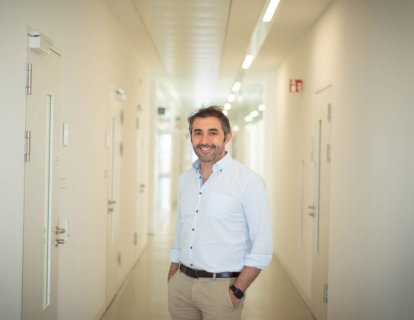 Ali Ertürk – Şeffaflaştırılmış dokuyu yapay zeka ile analiz eden ve hayal kurmak bilim için iyidir diyen öncü bilim insanımız