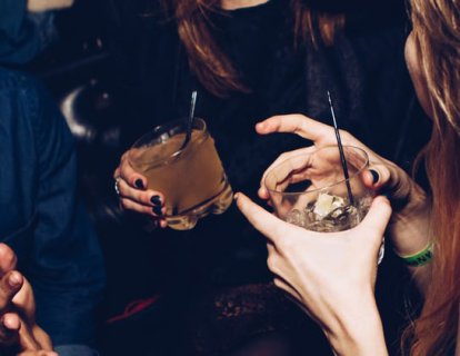 Alkol, Meme Kanseri Riskini Ne Kadar ve Nasıl Artırır?