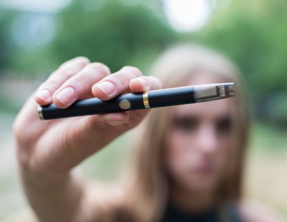 E-sigaraların hırıltılı solunuma ve nefes darlığına neden olduğu gösterildi