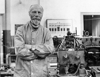 Elektrokardiyogram (EKG) Keşfi ile Kalbin Penceresini Açan Dr. Willem Einthoven