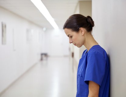 Giy ve Çıkar – Pandemi sürecinde kanser teşhisi almış bir doktorun deneyimleri