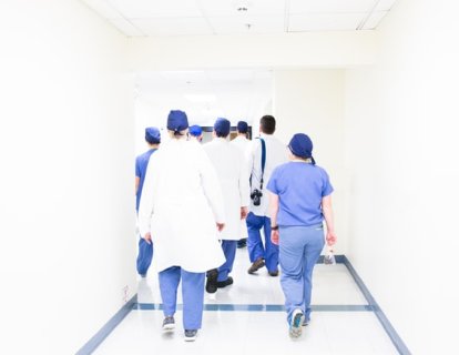 Her 8 COVID-19 hastasından biri, koronavirüse hastanede yakalandı