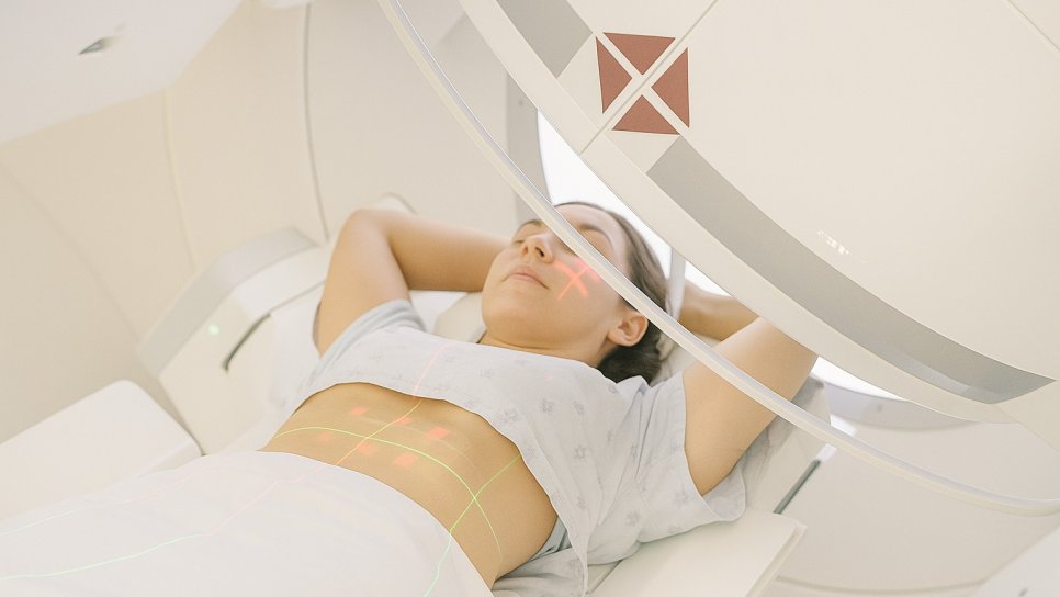 Meme Radyoterapisinden Sonra Göğüste Sertlik Neden Olur?