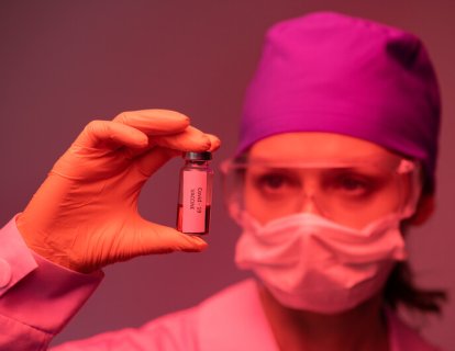 Neden koronavirüs aşısı yaptırmalıyım? Bu kadar hızlı geliştirilen bir aşı güvenilir mi?