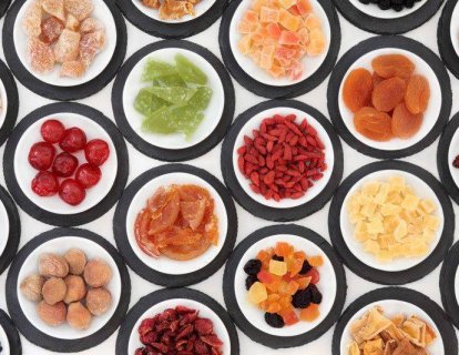 Sağlıklı atıştırmalıklar ve örnek bir ara öğün: Kuru meyveli enerji topları