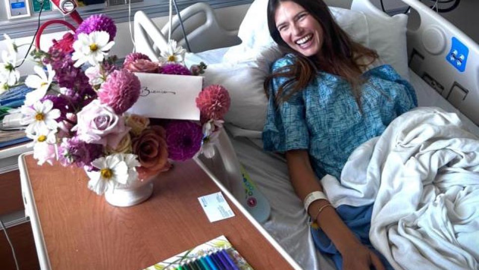 Yumurtalıq xərçənginə diqqət: Victoria's Secret mələyi Bianca Baltinin hekayəsi
