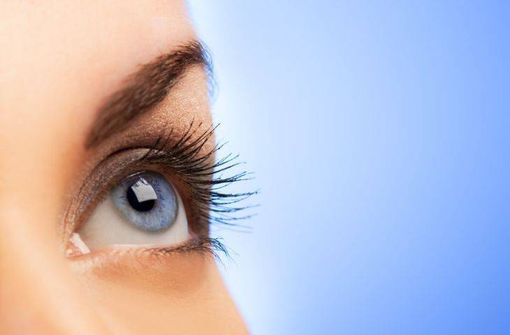 Göz melanomu nedir? Belirtileri ve tedavisi