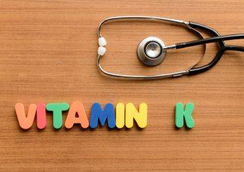 K vitamini nedir, hangi gıdalarda bulunur, eksikliği ve günlük tüketimi?