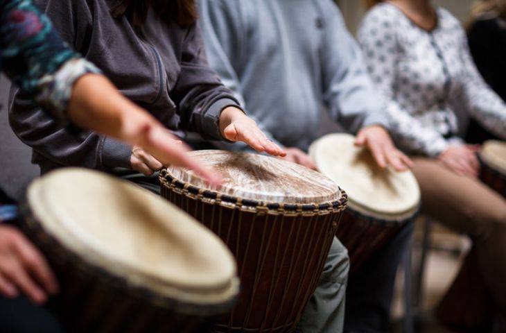 Müzik Terapisi Kanser Tedavi Sürecinin Yükünü Hafifletiyor