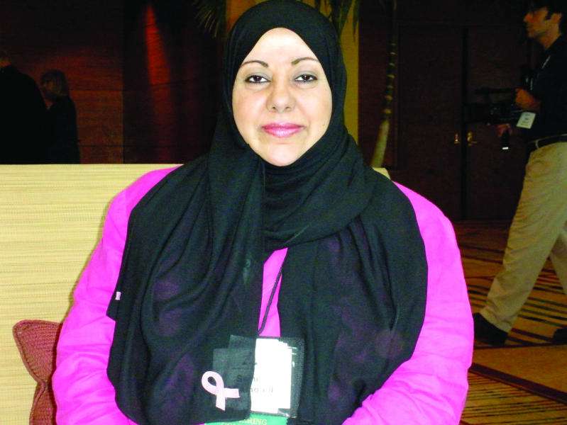 Samia Al Amoudi meme kanseri