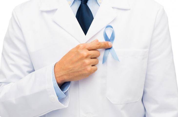 Tedavisiz takip yöntemini tercih eden, düşük riskli prostat kanserli hastalar kontrollerini yeterince yaptırıyor mu?