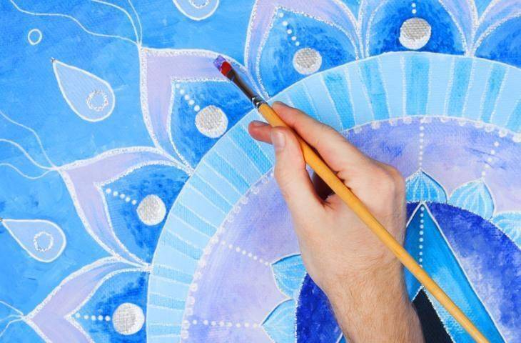 Zaman tekerleği lakaplı sanat terapi tekniği 'Mandala'’yı kanser hastaları ve ailelerine öneriyoruz