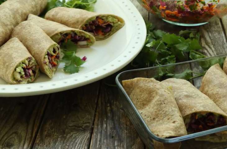 Avokadolu vegan dürüm