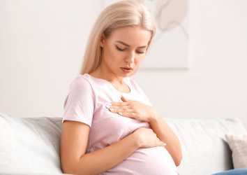 Meme Kanserli Kadınlar Hamilelik için Hormonal Tedaviyi Güvenle Kesebilir