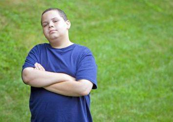 Obezitenin olumsuz etkilerinden biri; karaciğer yağlanması küçük çocuklarda da görülüyor