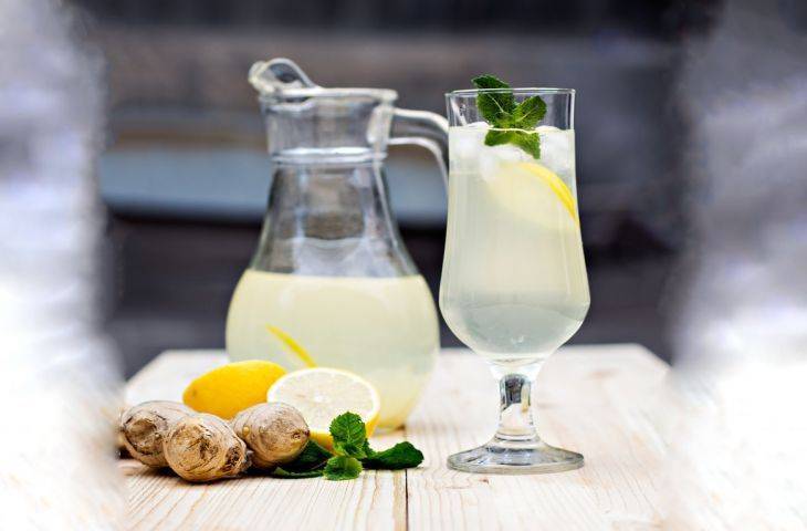 Zencefilli yeşil çaylı limonata